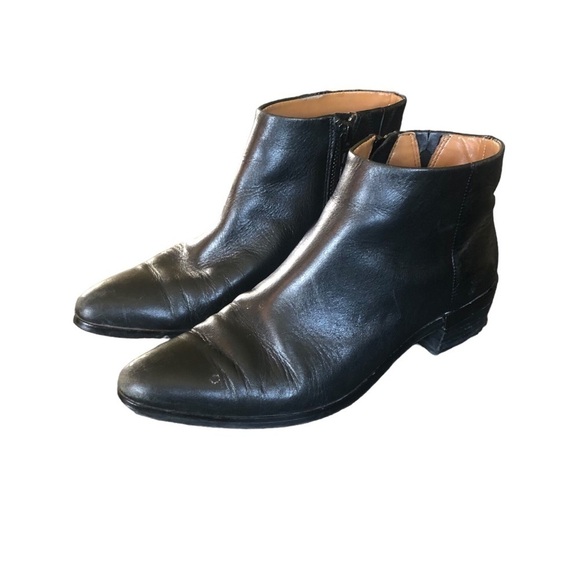 Coach Montana Butter Soft Leather Black Booties Sz.6B Fall Boots Pointy Toe - Picture 1 of 8